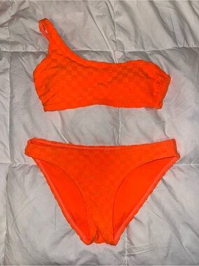 Checkered Asymmetrical Bikini Set